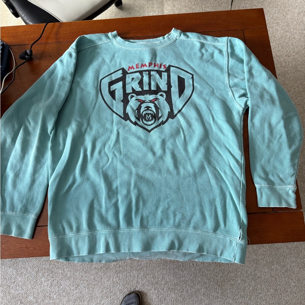 Comfort Colors Men's Crewneck Sweater - Light Blue Memphis Grizzlies